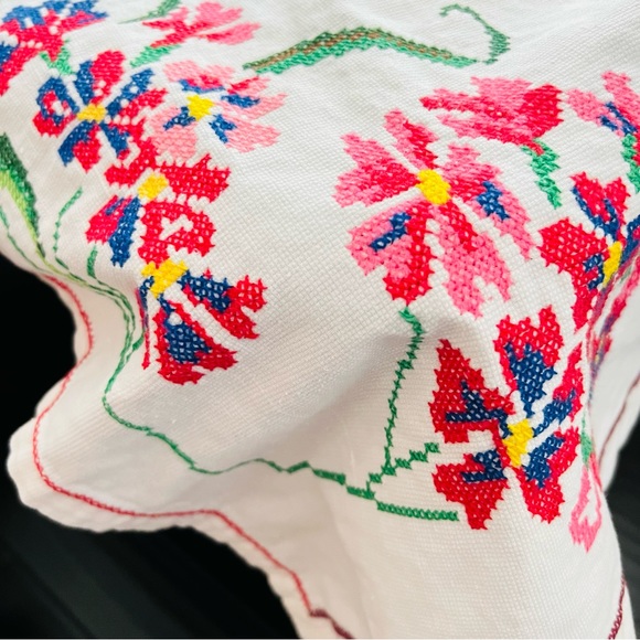 Other - 36”x60” Vintage Linen Tablecloth with Embroidery, Centerpiece, Table Topper.
